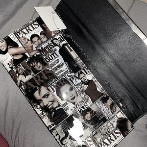 Black & White Magazine Purse✨